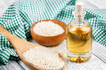Sesame Oil in Skin Care: Benefits, Uses, and Considerations for Your Skin