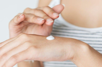 Using Retinol for Rosacea: Safe Skincare for Sensitive Skin Using Retinol for Rosacea: Safe Skincare for Sensitive Skin