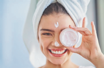 Effective Skin Care: How to Remove Dead Skin Cells for Radiance Effective Skin Care: How to Remove Dead Skin Cells for Radiance