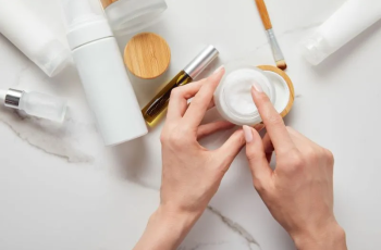 Understanding Alcohol Types in Skin Care Products Effectively