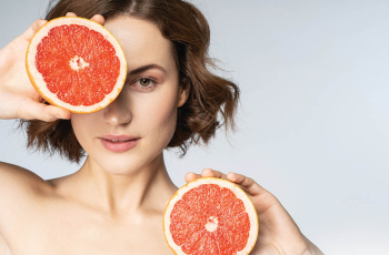 How to Use Niacinamide and Vitamin C for Brighter, Balanced Skin