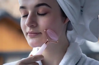 A Cool Guide to Cold Skincare: Does Chilling Your Routine Actually Work?