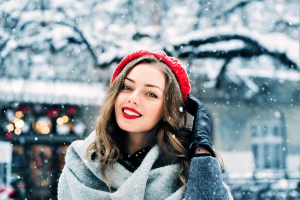 How to Transition Your Skincare from Fall to Winter