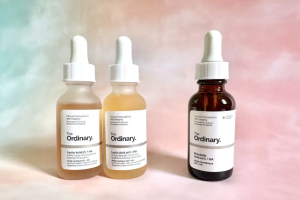 The Wrinkle Mistake Aging You Faster: Why Your Skin Desperately Needs Flax Seed Oil