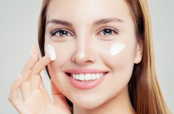 Retinoids for Acne: A Complete Guide to Clearer Skin – Skincare