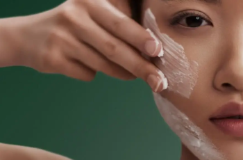 How Moisturizers Work and Which Type Is Best for You How Moisturizers Work and Which Type Is Best for You