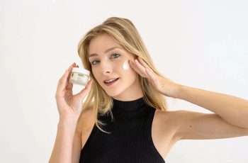 Tamanu Oil for Skincare: How to Use It for Maximum Benefits