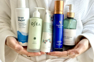 Top-Rated: The 10 Best Non-Stripping Cleansers for Sensitive Skin