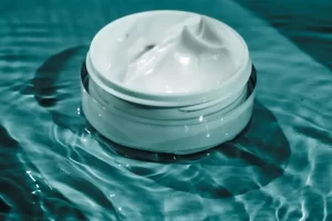 10 Best Face Washes for Oily & Acne-Prone Skin (Dermatologist Recommended)