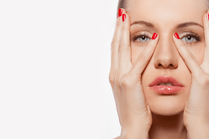 Dermatologist Tips: 6 Ways to Enjoy Alcohol Without Triggering Rosacea Flares